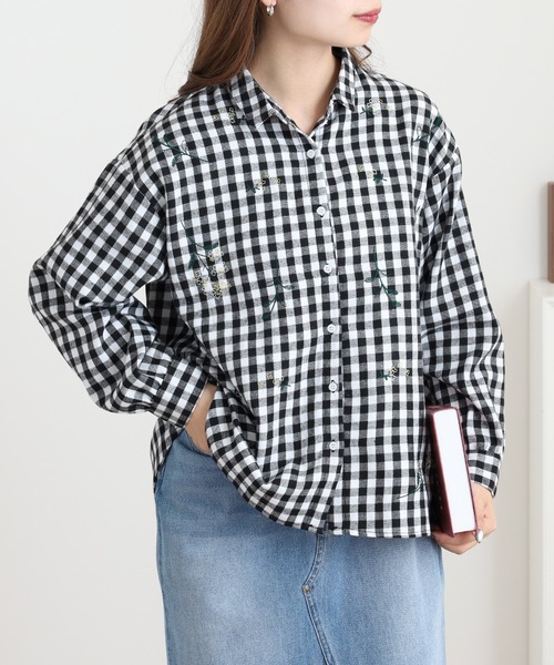 Quelle Chance(ケルシャンス)の「花刺繍ちび衿シャツ(シャツ/ブラウス・レディース・ブラック系その他/チャコールグレー/オフホワイト・L/M)」の22枚目の写真