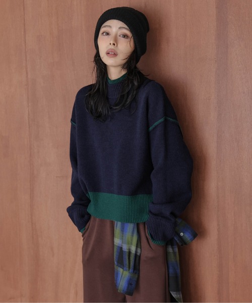 La-gemme（ラジェム）の「リバーシブルデザイン 配色ニットトップス（ニット/セーター・レディース・イエロー×グレー/ネイビー系/ブルー系/ベージュ×ブラック・フリー）」の2枚目の写真