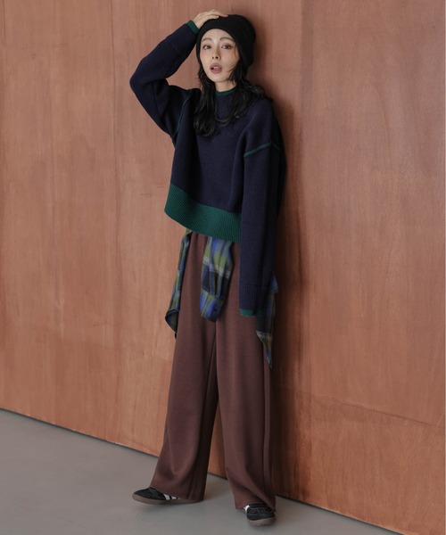 La-gemme（ラジェム）の「リバーシブルデザイン 配色ニットトップス（ニット/セーター・レディース・イエロー×グレー/ネイビー系/ブルー系/ベージュ×ブラック・フリー）」の12枚目の写真