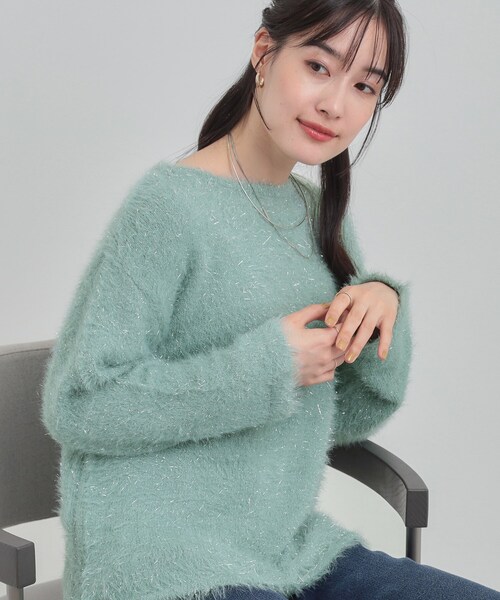 Cutie Blonde（キューティーブロンド）の「キラふわ ラメフェザー ドロストニット（ニット/セーター・レディース・グリーン系/ベージュ/オフホワイト/チャコールグレー・00）」の4枚目の写真