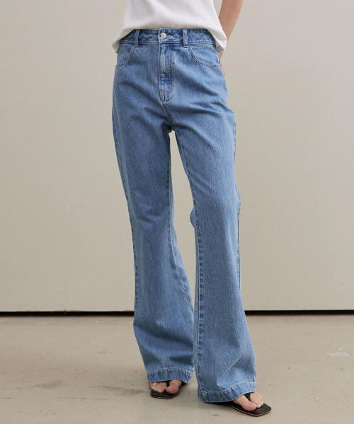 ARTID（アルティーダ）の「フレアデニムパンツ_BLUE（デニムパンツ・レディース・ブルー・SMALL/MEDIUM）」の2枚目の写真