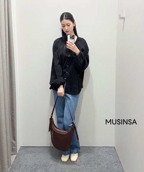 ARTID（アルティーダ）の「フレアデニムパンツ_BLUE（デニムパンツ・レディース・ブルー・SMALL/MEDIUM）」の6枚目の写真