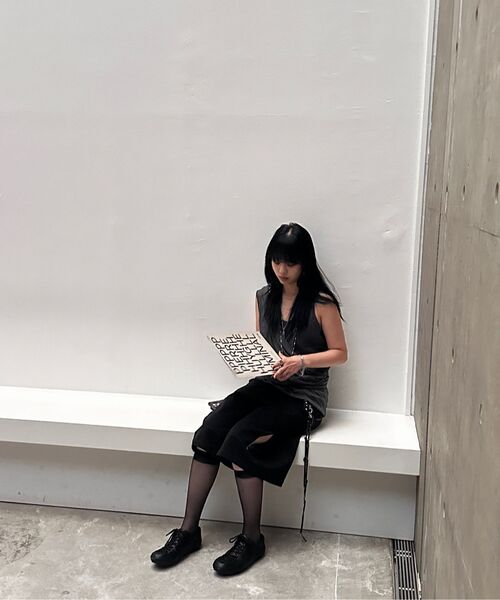 FLAREUP(フレアアップ)の「Asymmetrical Bermuda Shorts (FL-254_Black)(その他パンツ・レディース・ブラック・SMALL/MEDIUM)」の10枚目の写真