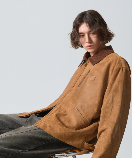 DIMITRI BLACK（ディミトリブラック）の「2WAY OG エッセンシャル デトロイト スウェード ジャケット_ブラウン（MA-1・レディース・その他・MEDIUM/LARGE/X-LARGE）」の4枚目の写真