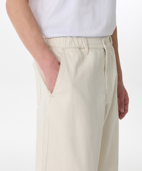 MUSINSA STANDARD（ムシンサスタンダード）の「リネンライクバルーンデニムパンツ[クリーム]（デニムパンツ・メンズ・その他・34/36/38/40/42/28/30/32/26）」の4枚目の写真