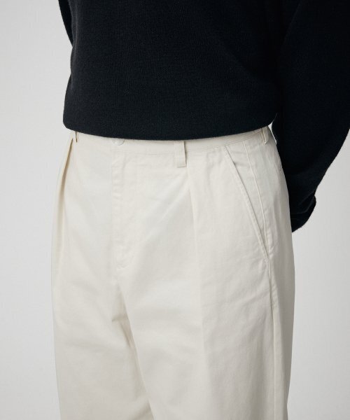 MUSINSA STANDARD（ムシンサスタンダード）の「リバースワンタックレギュラーフィットチノパンツ[クリーム]（その他パンツ・メンズ・その他・40/38/42/36/34/32/30/31/33/26/27/28/29）」の10枚目の写真