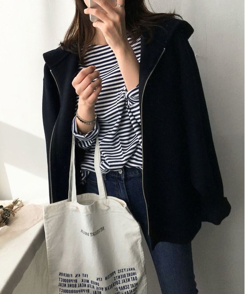 MAISON DE THERESE(メゾン ド テレーズ)の「フード付きゆったりシンプルデザインカジュアルジップコート(その他アウター・レディース・ブラック/ベージュ・M)」の5枚目の写真