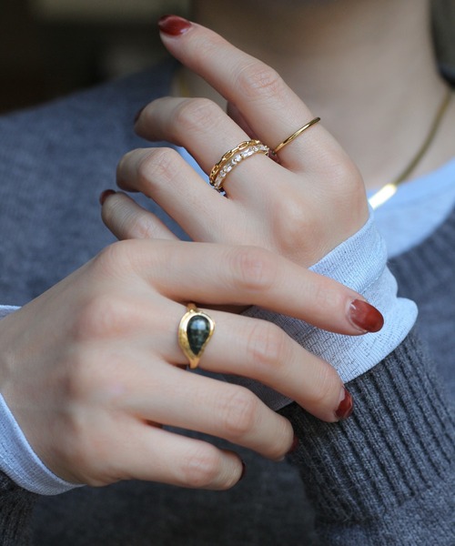 NOIR DE POUPEE（ノワールドプーペ）の「【WEB限定】silver925 マルチキュービックジルコニアエタニティリング（リング・レディース・ゴールド/ピンクゴールド・#7/#9/#10/#11/#15/#13）」の5枚目の写真