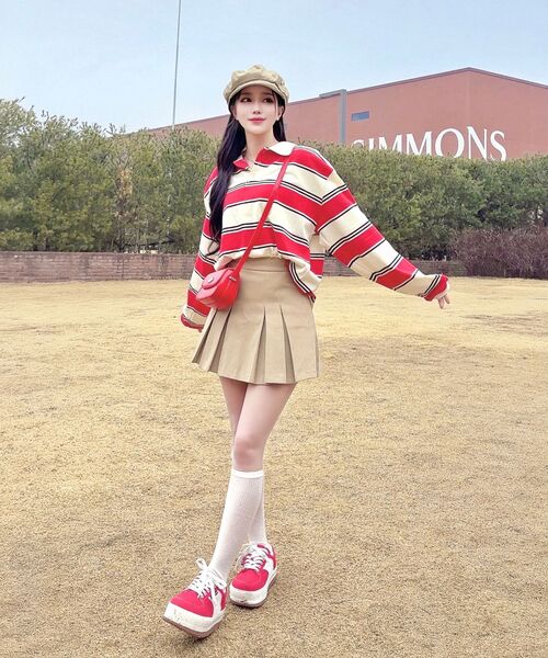 VANONE ATELIER（バノンアトリエ）の「A3509 マルチストライプカラーTシャツ_Red（ポロシャツ・レディース・レッド・FREE）」の4枚目の写真
