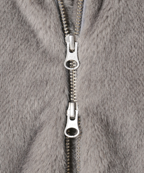 追加》【WEB限定】手洗い可 / フード付きミンク調ファーベスト