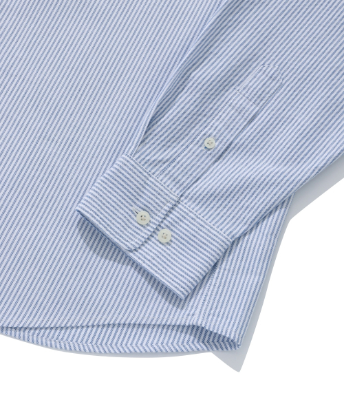 COVERNAT(カバーナット)の「オックスフォードストライプシャツブルー(シャツ/ブラウス・レディース・その他・LARGE/X-LARGE/XX-LARGE/MEDIUM/SMALL)」の7枚目の写真