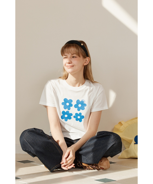 ANOETIC(アノエティック)の「ANC FLOWER COMBI T-SHIRT_WHITE(Tシャツ/カットソー・レディース・アイボリー/ホワイト・FREE)」の3枚目の写真