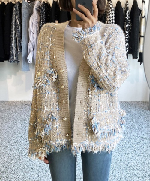 ONEP STAR(ワンピスター)の「フリンジ付きツイード調カーディガン(カーディガン/ボレロ・レディース・グレイッシュベージュ/ブラック・FREE)」の11枚目の写真