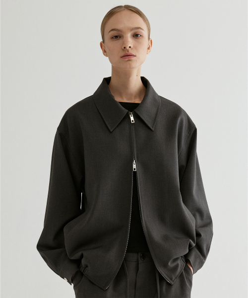 FROMWHERE(フロムウェア)の「Elastic Hem Zip-Up Bomber Jacket Charcoal Gray(ブルゾン・レディース・その他・FREE)」の1枚目の写真