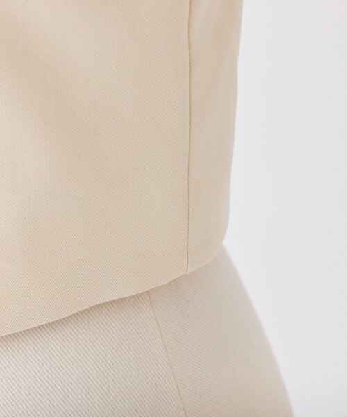 one after another NICE CLAUP（ワンアフターアナザーナイスクラップ）の「【WEB限艇】ブローチ付きショートテーラードジャケット（テーラードジャケット・レディース・チャコールグレー/アイボリー/ホワイト×ブラック・FREE）」の17枚目の写真