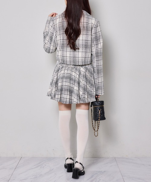 one after another NICE CLAUP（ワンアフターアナザーナイスクラップ）の「ブローチ付きショートテーラージャケット/WEB限定リバイバル（テーラードジャケット・レディース・チャコールグレー/アイボリー/ホワイト×ブラック・FREE）」の19枚目の写真
