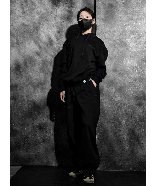 Essential Hoodie Sweat (Black)【公式通販】