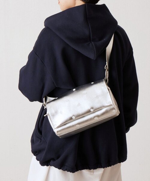 本革》ドットボディバッグ（ショルダーバッグ）｜BEARDSLEY