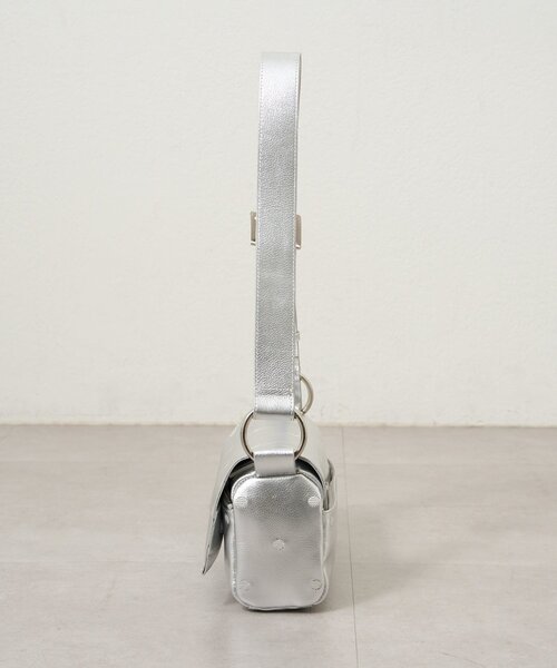 BEARDSLEY（ビアズリー）の「《本革》ドットボディバッグ（ショルダーバッグ・レディース・ブラック/グレー系その他/シルバー・FREE）」の7枚目の写真