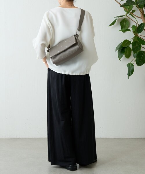 本革》ドットボディバッグ（ショルダーバッグ）｜BEARDSLEY