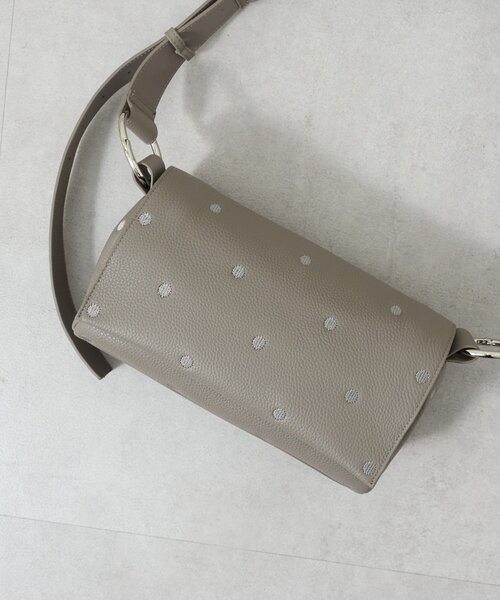 BEARDSLEY ビアズリー 牛革 ボディバッグ ドット ショルダー レザー BEARDSLEY ビアズリー 牛革 ボディバッグ ドット ショルダー レザー