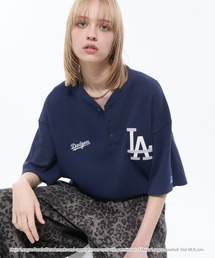 MLB（メジャーリーグベースボール）の「MLB メジャーリーグベースボール 別注 ロゴ刺繍 ワッフル ヘンリーネック 半袖Tシャツ（Tシャツ/カットソー）」