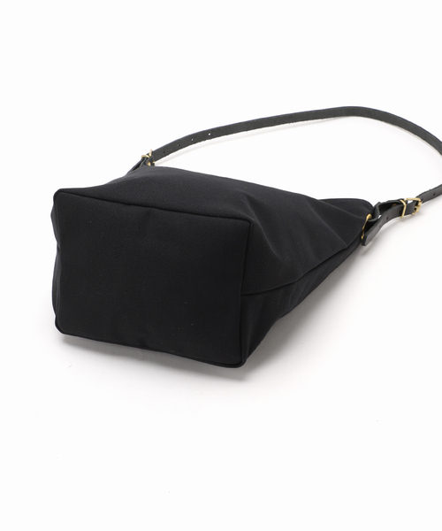 Spick & Span（スピックアンドスパン）の「Leminor/ルミノア 別注TOILE MARCHE（無地）（トートバッグ・レディース・アイボリー/ブラック・FREE）」の7枚目の写真