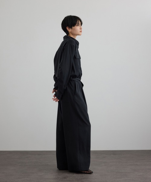 SALON adam et rope'（サロン アダム エ ロペ）の「フィブリルクロスオールインワン（つなぎ/オールインワン・レディース・ブラウン系その他2/ブラック・FREE）」の6枚目の写真