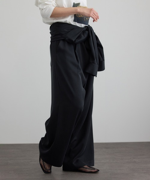 SALON adam et rope'（サロン アダム エ ロペ）の「フィブリルクロスオールインワン（つなぎ/オールインワン・レディース・ブラウン系その他2/ブラック・FREE）」の9枚目の写真