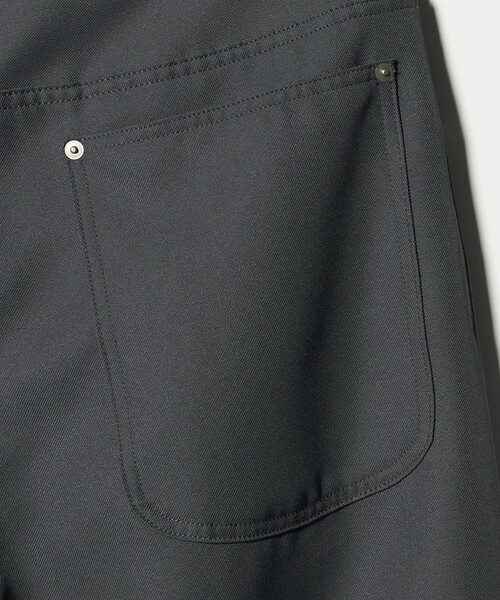 Jieda(ジエダ)の「<JIEDA>ワイド ワンタック ストレート パンツ(スラックス・メンズ・グレー系/ブラック・2/1)」の6枚目の写真