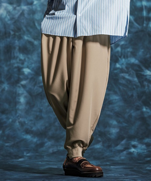 Jih Nunc(ジーヌンク)の「mp14509-ストレッチTRバルーンリブパンツ(JIH-R1151)(その他パンツ・メンズ・ベージュ/グレー系その他/ブラック・L/M/S)」の4枚目の写真