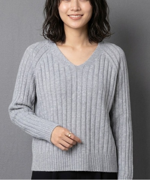 gossip!ロサンゼルス(ゴシップロサンゼルス)の「ラグランスリーブ リブニット(ニット/セーター・レディース・オフホワイト/グレー/レッド/ネイビー・FREE)」の1枚目の写真