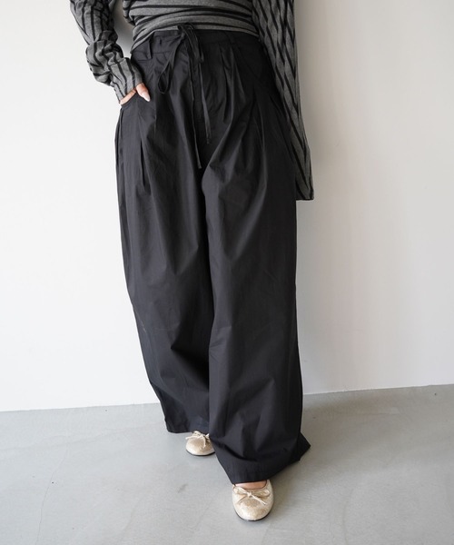 SANSeLF（サンセルフ）の「【SANSeLF】フロントリボンタックパンツ saw25a080（その他パンツ・レディース・カーキ/ブラック・FREE）」の10枚目の写真