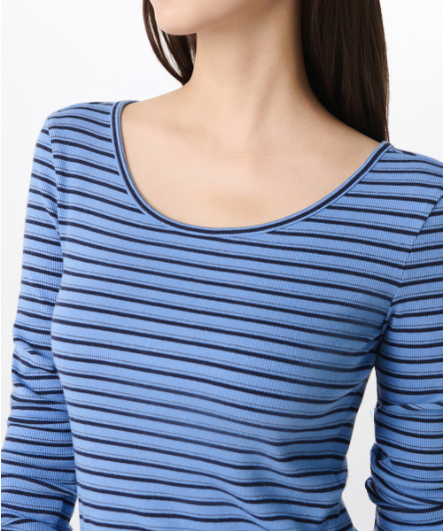 MUSINSA STANDARD WOMAN（ムシンサスタンダードウーマン）の「ウィメンズストライプリブスリム長袖Tシャツ[ブルー]（Tシャツ/カットソー・レディース・その他・SMALL/MEDIUM/LARGE/X-SMALL）」の4枚目の写真