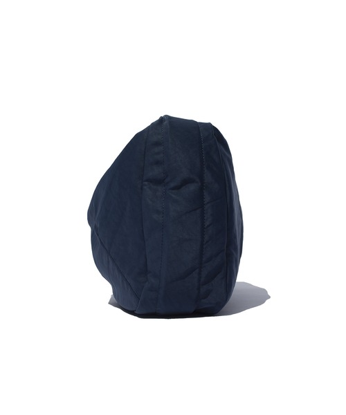 F/CE. (エフシーイー)の「F/CE. TEXTURED TWILL SHOULDER TOTE / エフシーイー テクスチャードツイル ショルダートート(ショルダーバッグ・メンズ・ブラック/ネイビー・FREE)」の16枚目の写真