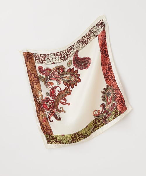 RAGEBLUE（レイジブルー）の「Carabiner Scarf Charm/カラビナ付きスカーフチャーム（バンダナ/スカーフ・メンズ・レッド系その他/ホワイト系その他/ブルー系その他・FREE）」の6枚目の写真