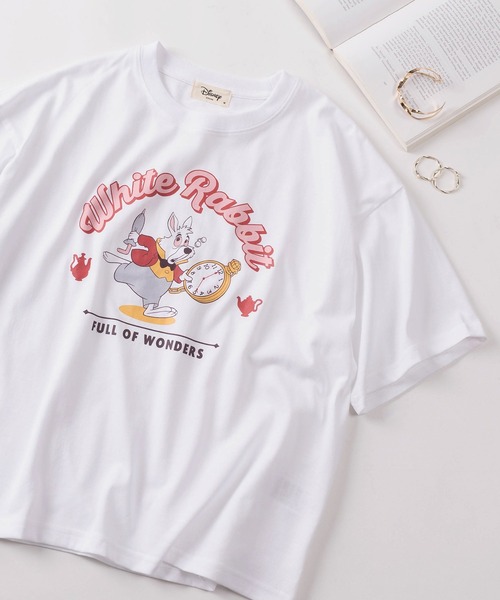 Disney(ディズニー)の「【71】【Disney/ディズニー】ミッキーマウス/ズートピア/ベイマックス/スティッチ/くまのプーさん/トイストーリー ワイド プリントTシャツ/刺繍/バックプリント/レディース(S)(Tシャツ/カットソー・レディース・ピンク/ライトグリーン/チャコールグレー/アッシュグレー/パープル/イエロー/ブラック/ライトブルー/ダークグレー/ベージュ/グリーン系その他/ネイビー/ラベンダー/オレンジ/グリーン/オフホワイト/グレー系その他/サックスブルー/イエロー系その他/ピンク系その他/イエロー系その他2/ブルー系その他/グレー系その他2/レッド/グリーン系その他2/スミクロ/ホワイト系その他/ライトパープル/ベージュ系その他/ホワイト系その他2/オレンジ系その他/ブルー系その他2/オレンジ系その他2/ホワイト系その他3/グレー/グリーン系その他3・M/L)」の2枚目の写真