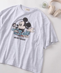 Disney（ディズニー）の「【71】【Disney/ディズニー】ミッキーマウス/ズートピア/ベイマックス/スティッチ/くまのプーさん ワイド プリントTシャツ/刺繍/バックプリント/レディース（S）（Tシャツ/カットソー）」