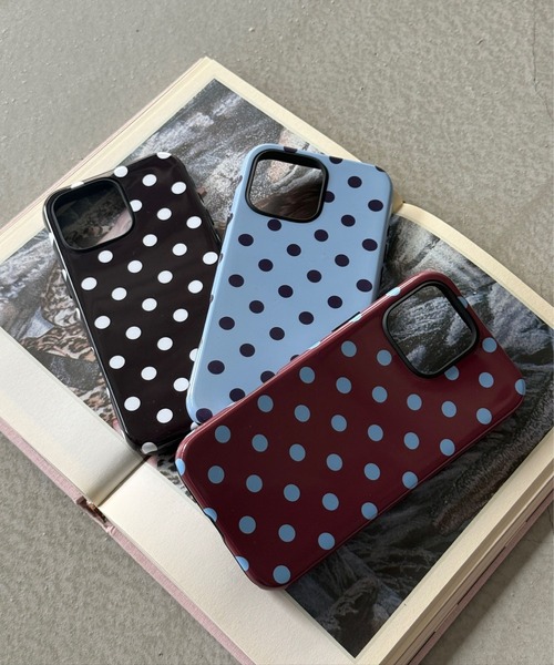 SANSeLF(サンセルフ)の「【SANSeLF】レトロポルカドットスマホケース iPhoneカバー アイフォンケース sac26s001(スマホケース/カバー・レディース・ブラック/ブルー/ボルドー・iPhone 16/iPhone 15/iPhone 17)」の7枚目の写真