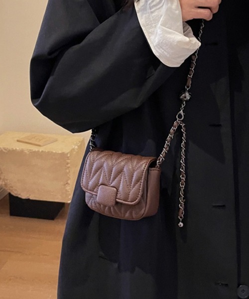 Ritzy(リッツィー)の「キルティングチェーンショルダーバッグ(ショルダーバッグ・レディース・ベージュ/ブラウン/ブラック・FREE)」の10枚目の写真
