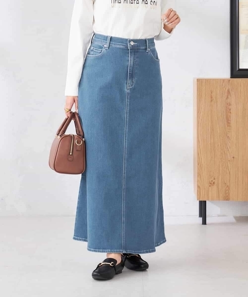 a.v.v(アーヴェヴェ)の「Aラインデニムスカート(デニムスカート・レディース・ブルー/ライトグレー/ネイビー・38/40/36)」の3枚目の写真