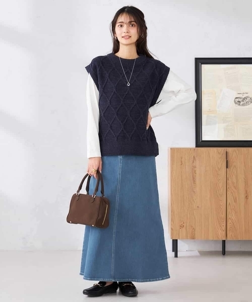 a.v.v(アーヴェヴェ)の「Aラインデニムスカート(デニムスカート・レディース・ブルー/ライトグレー/ネイビー・38/40/36)」の14枚目の写真