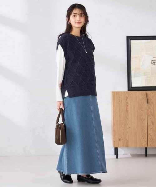 a.v.v(アーヴェヴェ)の「Aラインデニムスカート(デニムスカート・レディース・ブルー/ライトグレー/ネイビー・38/40/36)」の17枚目の写真