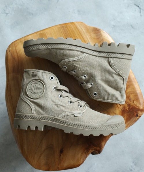 PALLADIUM（パラディウム）の「PAMPA HI パンパ ハイ レディース スニーカー（スニーカー・レディース・ベージュ系・24.5cm/24cm/23.5cm/22.5cm/23cm）」の3枚目の写真
