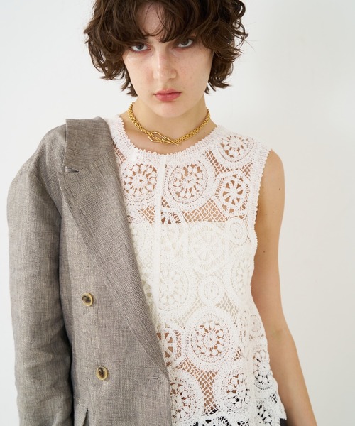 qualite（カリテ）の「【前後2WAY仕様】スカラップレース2WAYブラウス/春服/夏服/レース/ベスト（ベスト・レディース・ブラック/オフホワイト・フリー）」の3枚目の写真