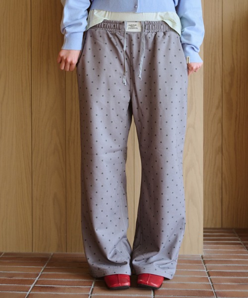 common gull products.(コモンガルプロダクツ)の「ざわめきのスウェットパンツ(スウェットパンツ・レディース・チャコールグレー/グレー系/アイボリー・SMALL/MEDIUM/LARGE)」の3枚目の写真