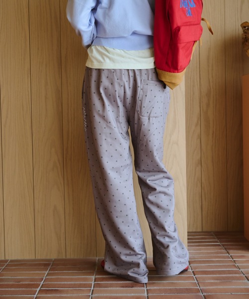 common gull products.(コモンガルプロダクツ)の「ざわめきのスウェットパンツ(スウェットパンツ・レディース・チャコールグレー/グレー系/アイボリー・SMALL/MEDIUM/LARGE)」の18枚目の写真