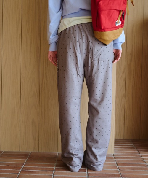 common gull products.(コモンガルプロダクツ)の「ざわめきのスウェットパンツ(スウェットパンツ・レディース・チャコールグレー/グレー系/アイボリー・SMALL/MEDIUM/LARGE)」の19枚目の写真