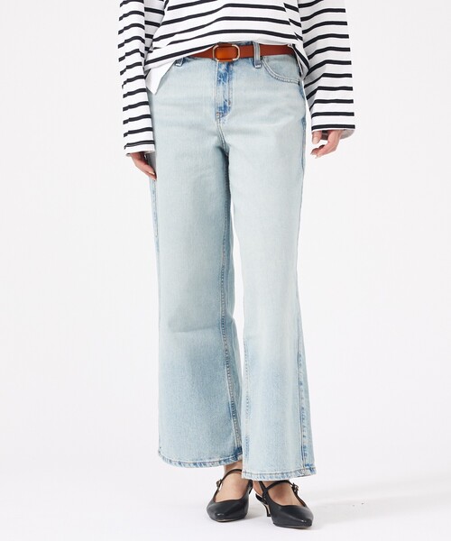 GUESS JEANS(ゲスジーンズ)の「【GUESS JEANS/ゲスジーンズ】GJ G11 WIDE LEG/ワイルドレッグデニムジーンズ/W4BA0YD5CCA/ヴィンテージウォッシュ加工(デニムパンツ・レディース・インディゴブルー/ライトブルー・26/25/24)」の19枚目の写真
