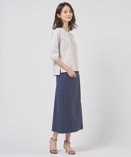 J.PRESS(ジェイプレス)の「【シーンレスに活躍】スムースジャージー カットソー(Tシャツ/カットソー・レディース・ホワイト系/ブラック系/ライトグレー系/ライトイエロー系・LARGE/MEDIUM)」の12枚目の写真
